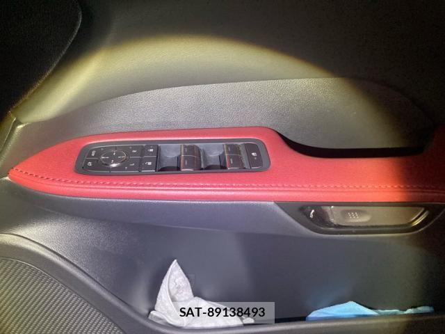 Lexus RX 2023-10 8743503-17