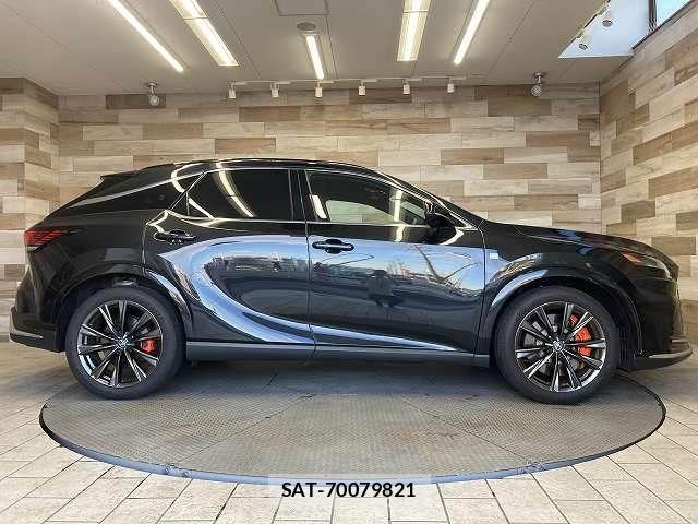 Lexus RX 2026-01 8796510-17