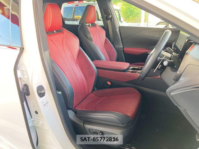 Lexus RX 2023-11 8796509-23
