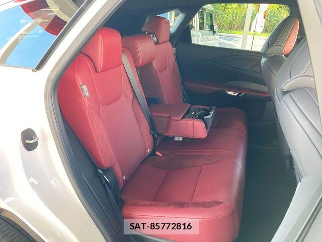 Lexus RX 2023-11 8796509-26