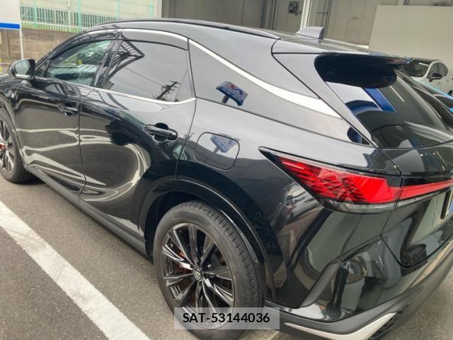Lexus RX 2023-11 8880557-3