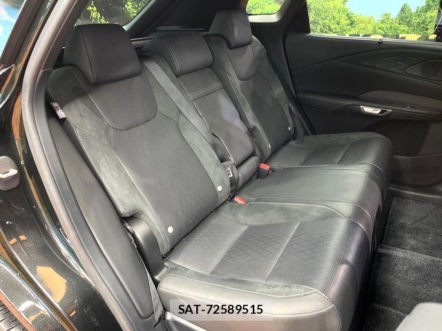 Lexus RX 2024-01 6305021-11