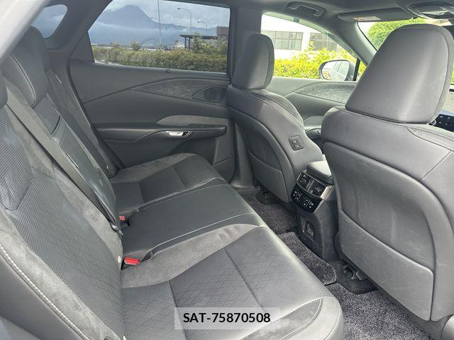 Lexus RX 2023-12 7221132-20