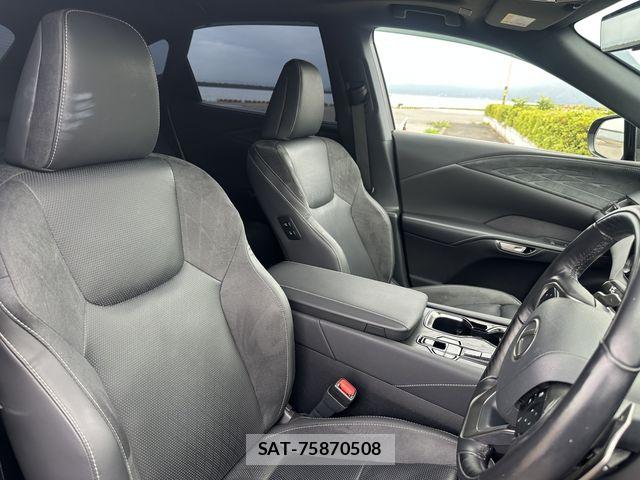 Lexus RX 2023-12 7221132-6
