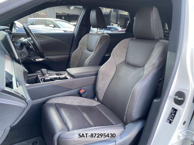 Lexus RX 2024-03 7221130-12