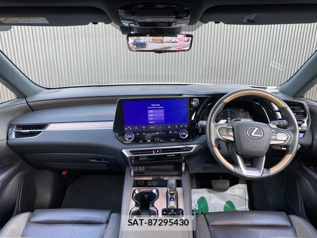 Lexus RX 2024-03 7221130-1
