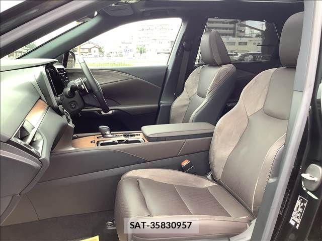 Lexus RX 2023-09 7249928-4