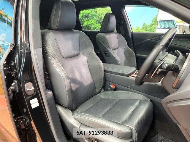 Lexus RX 2023-09 7328089-10