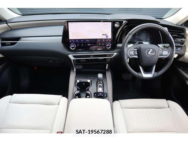Lexus RX 2024-10 7358561-7