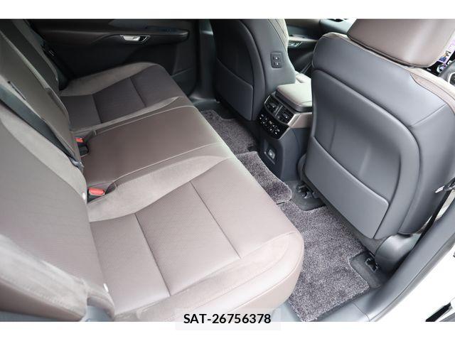 Lexus RX 2025-08 7358560-10