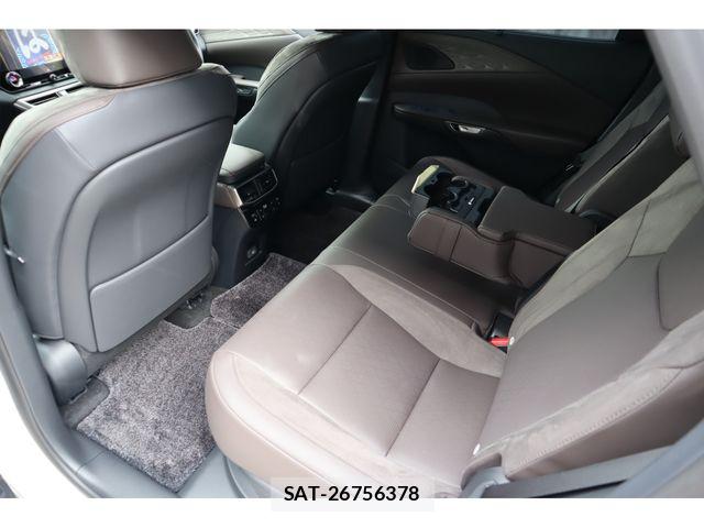 Lexus RX 2025-08 7358560-11