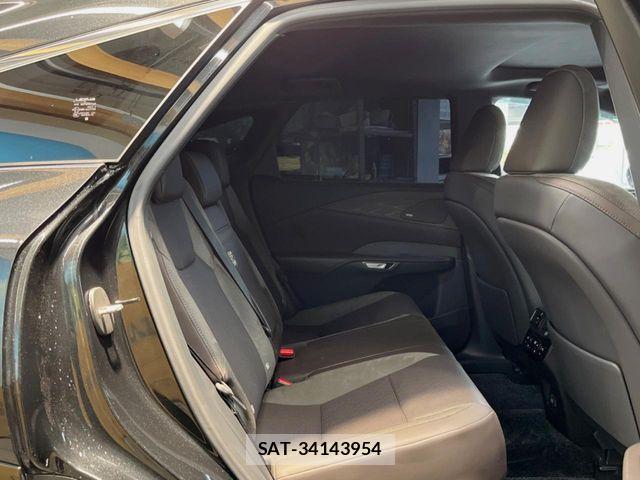 Lexus RX 2023-10 7617737-8