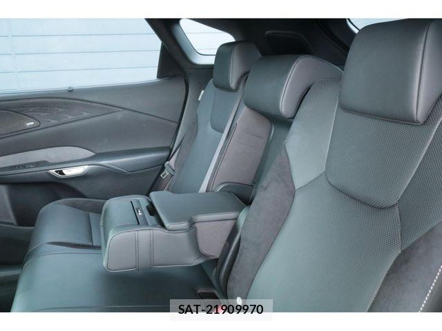 Lexus RX 2023-09 8036484-20