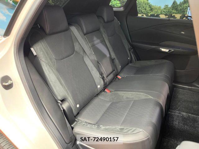 Lexus RX 2023-11 8074394-9