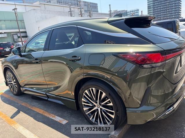 Lexus RX 2025-07 8131061-8