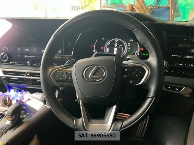 Lexus RX 2023-09 8230639-12