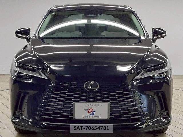 Lexus RX 2023-11 8245761-15