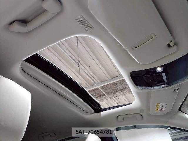 Lexus RX 2023-11 8245761-5