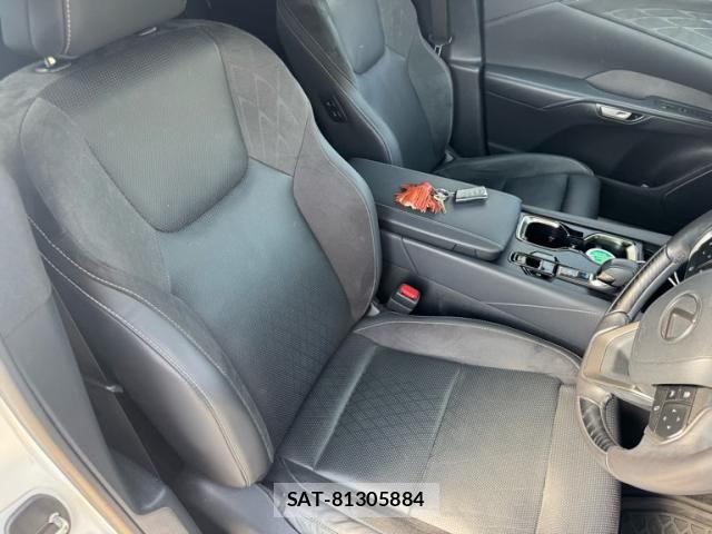 Lexus RX 2023-11 8315227-13