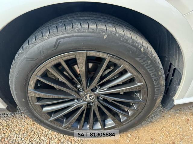 Lexus RX 2023-11 8315227-4