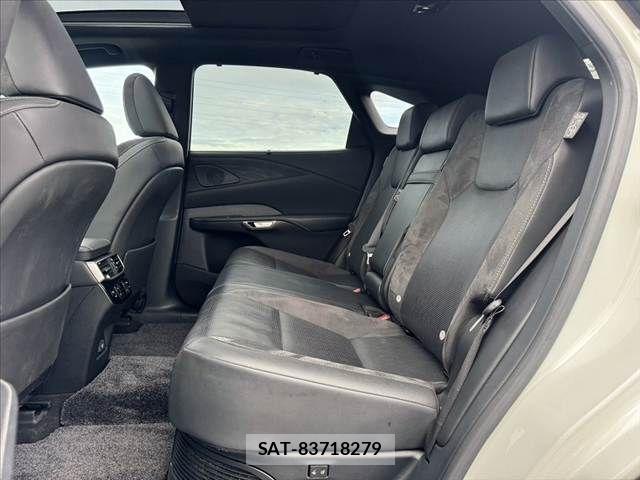 Lexus RX 2023-11 8413318-17