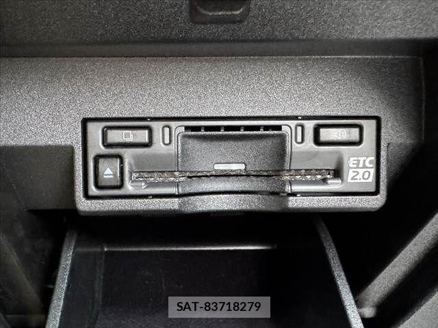 Lexus RX 2023-11 8413318-25