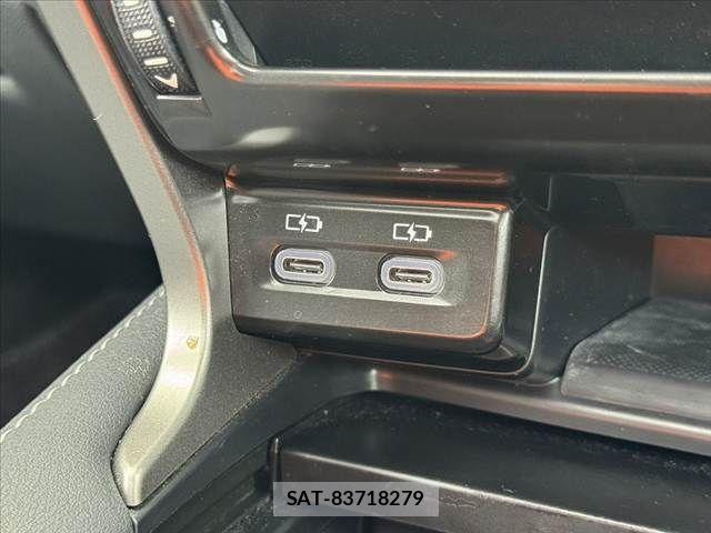 Lexus RX 2023-11 8413318-28