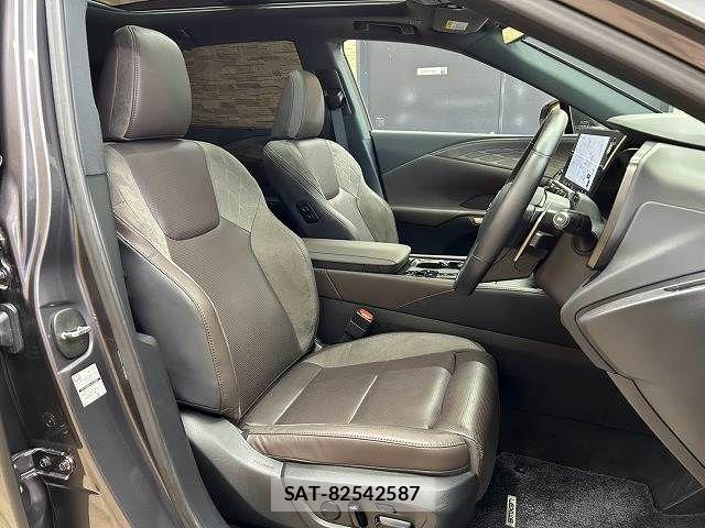 Lexus RX 2024-03 8485651-4