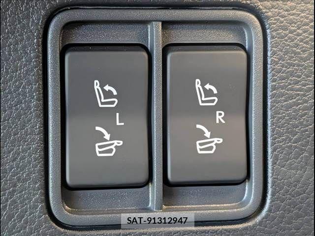 Lexus RX 2024-08 8485649-6