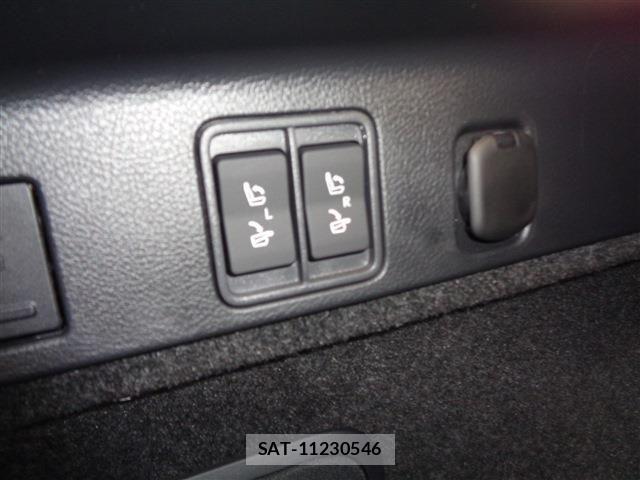 Lexus RX 2023-10 8660005-18