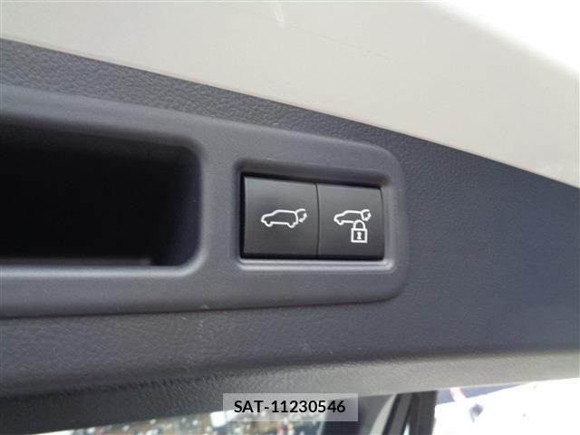 Lexus RX 2023-10 8660005-19