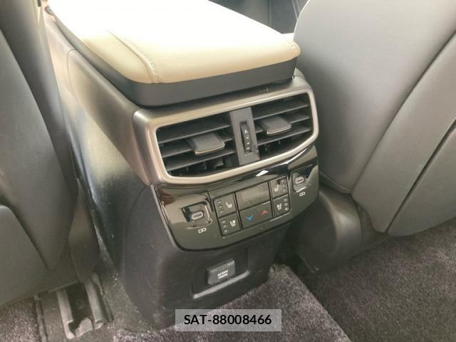 Lexus RX 2023-11 8743507-13