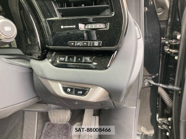 Lexus RX 2023-11 8743507-15
