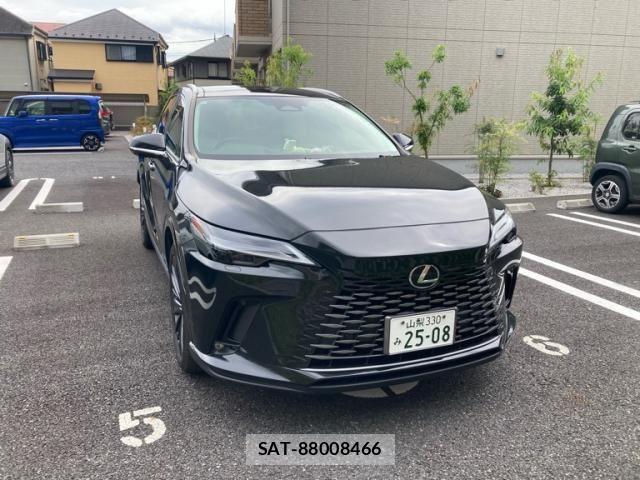 Lexus RX 2023-11 8743507-2
