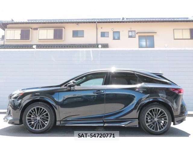 Lexus RX 2024-10 8796511-12