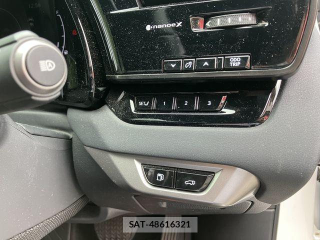 Lexus RX 2023-10 8830028-10