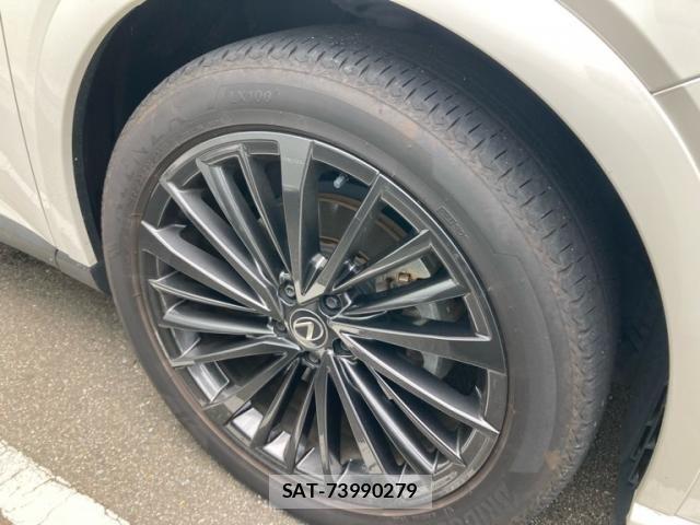 2023 Lexus RX350h — Photo 4