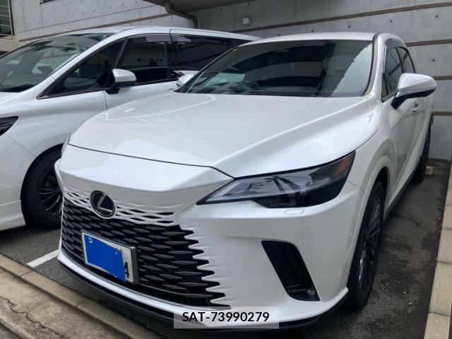 2023 Lexus RX350h — Photo 3