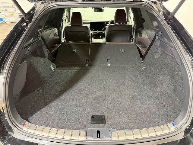 Lexus RX 2023-03 3414543-12