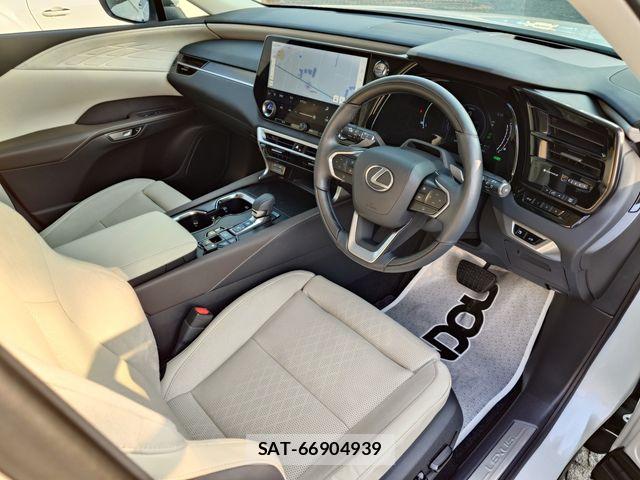 Lexus RX 2023-10 7251377-10
