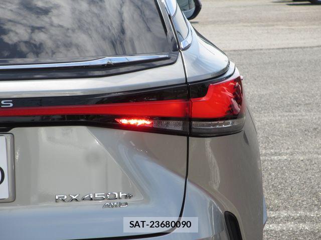 Lexus RX 2023-07 7392711-13