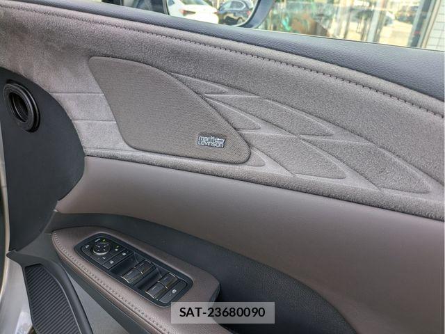 Lexus RX 2023-07 7392711-20