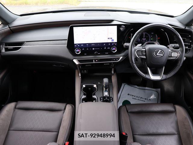 Lexus RX 2023-02 7617756-26