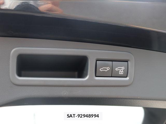 Lexus RX 2023-02 7617756-29