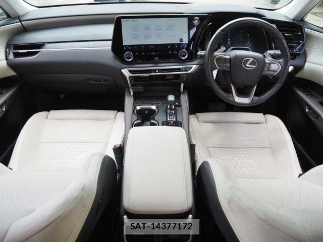 Lexus RX 2023-05 7617755-10