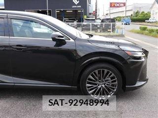 Lexus RX 2023-02 7617756-10