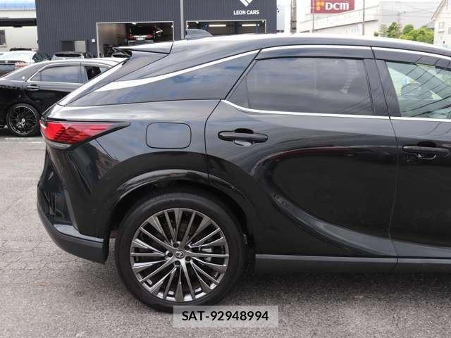 Lexus RX 2023-02 7617756-19