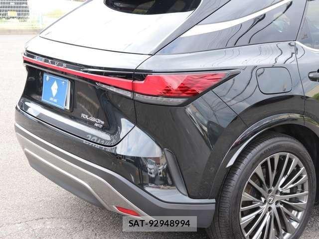 Lexus RX 2023-02 7617756-24
