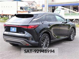Lexus RX 2023-02 7617756-2
