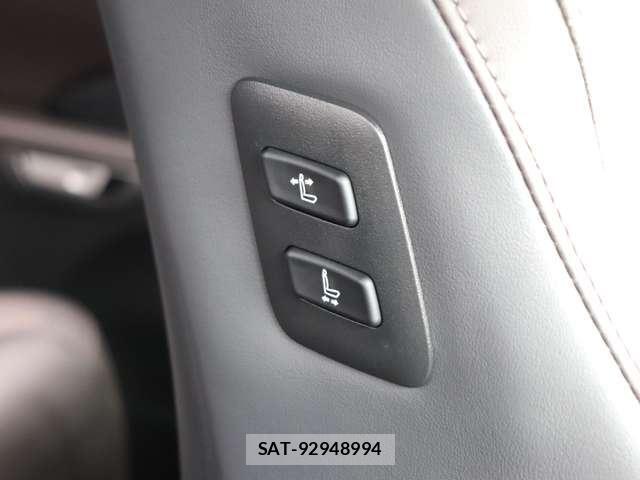 Lexus RX 2023-02 7617756-55
